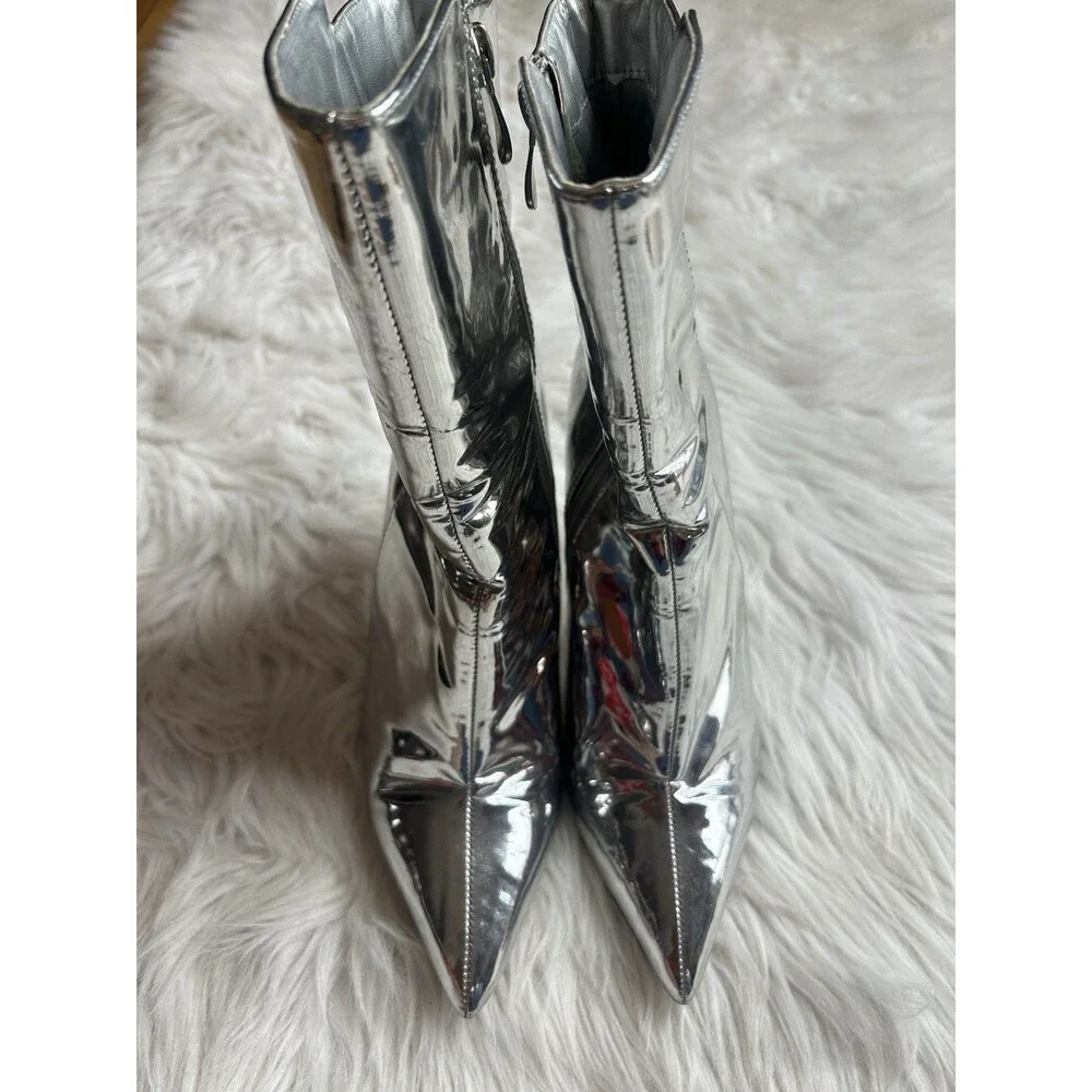 Women’s Size 8 Stiletto Silver Heel Gogo Boots Zip Up Boots Cyber Glam Y2K